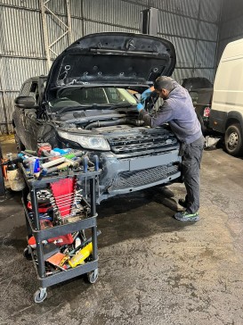 Range Rover Evoque 224DT Engine Replacement